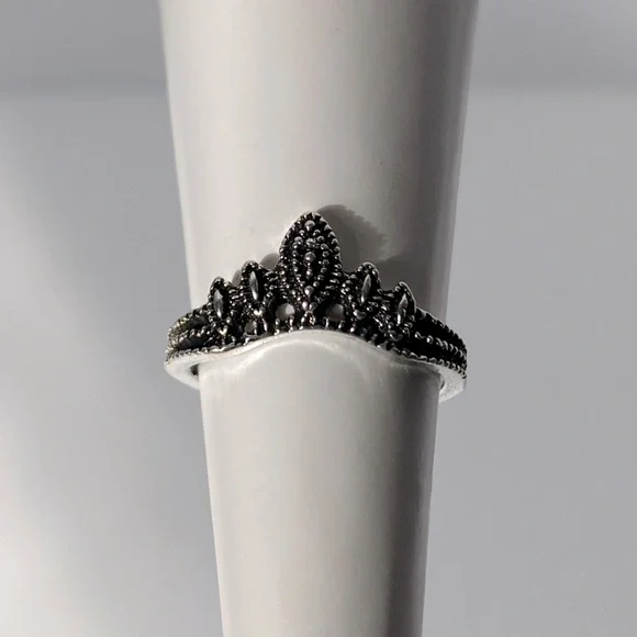 Silver gypsy boho classic ring  size 5 - Picture 2 of 4